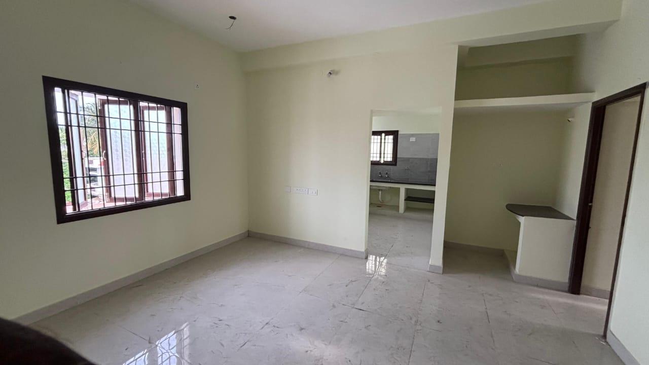 02 hall - 2 BHK Apartment in Krishna Nagar in Krishna Nagar