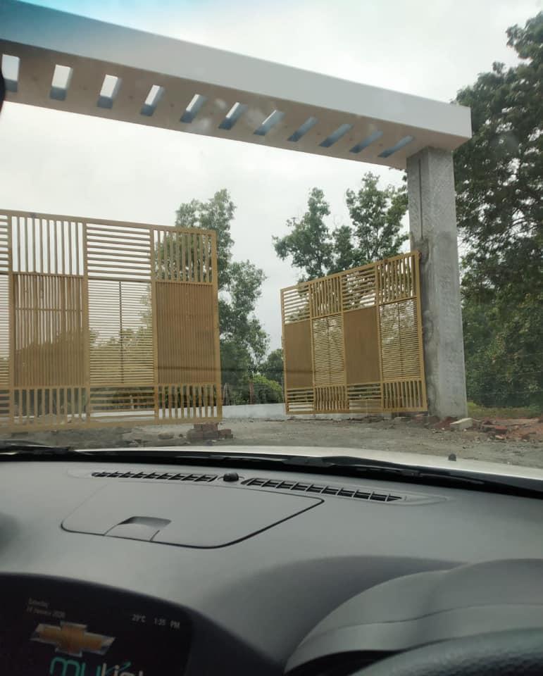 04 entrance gate - Green Plots near Matri Mandir in Bommayapalayam - Auroville