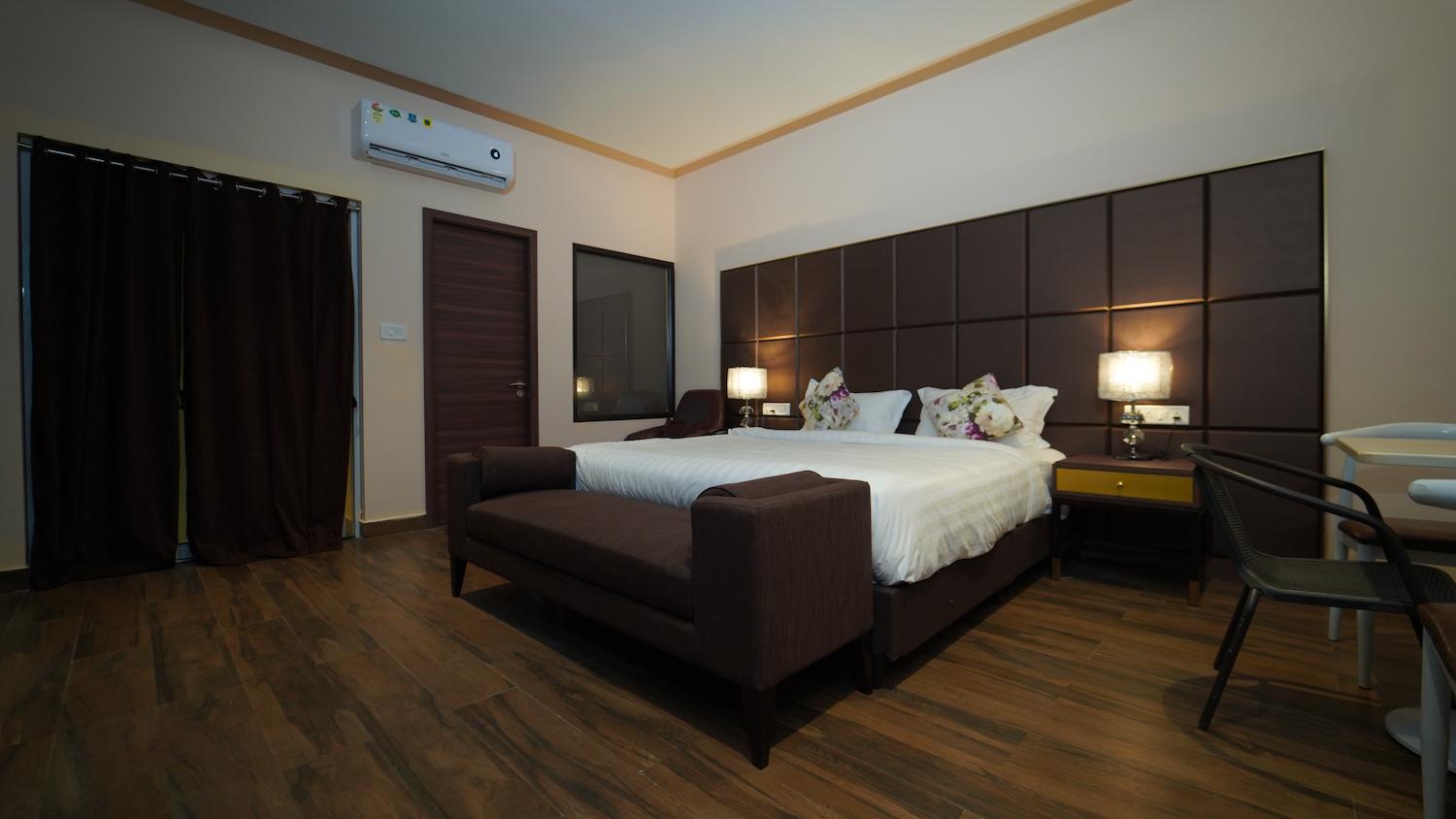 02 room bed - Luxury Resort with 28 Rooms in Vadapattinam - ECR