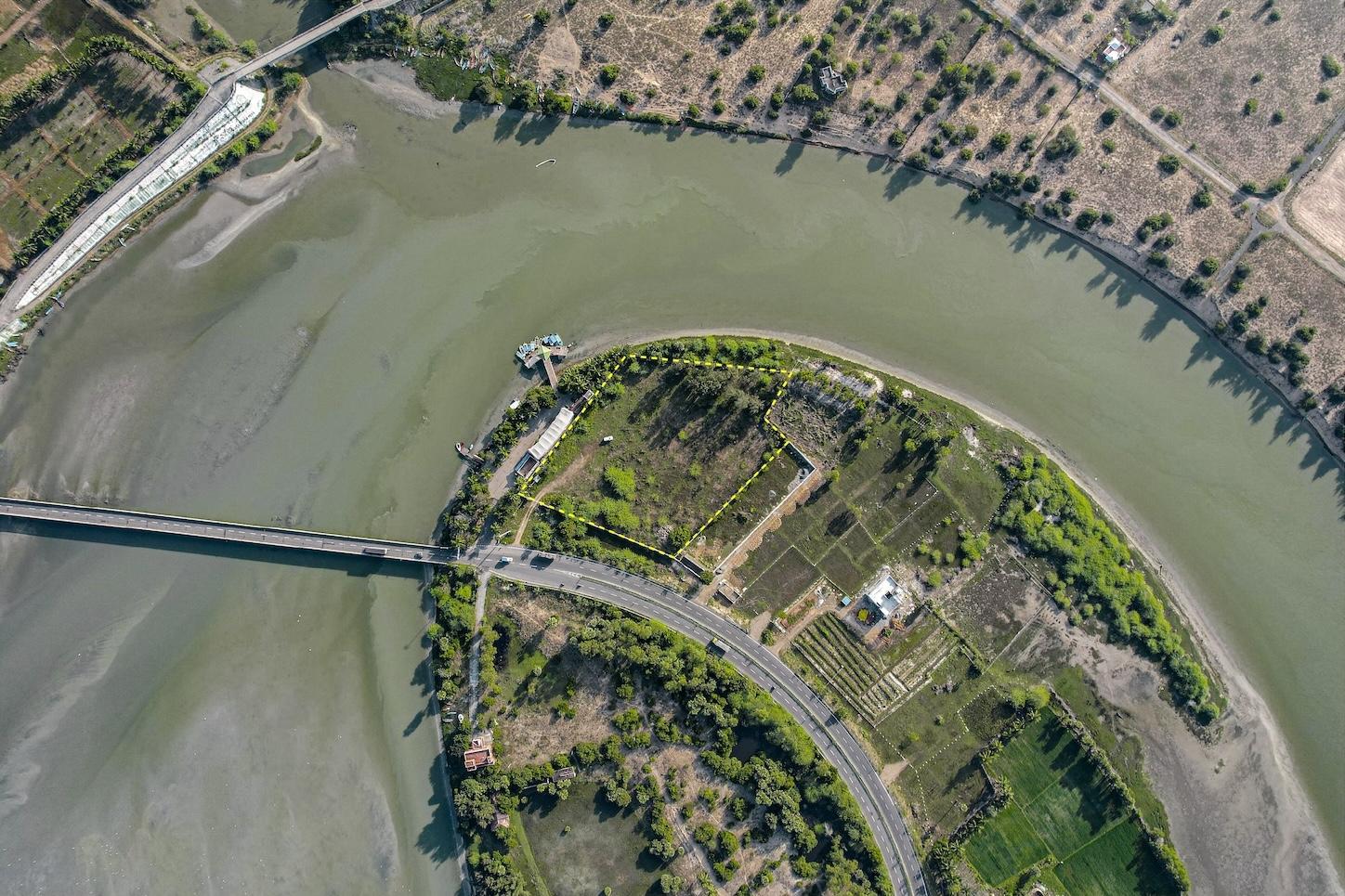 03 aerial view full marked - Backwater Property on Highway in Mudaliarkuppam - ECR